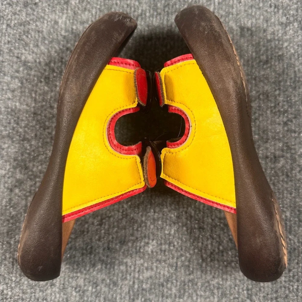 Regetta Canoe Kids Sandals Red Yellow Double Buckle Made in Japan Size 12.5 Kids